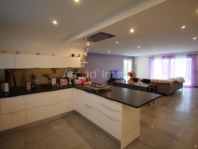 Vente Maison 4 pièces 121 m2 Miramont de Guyenne