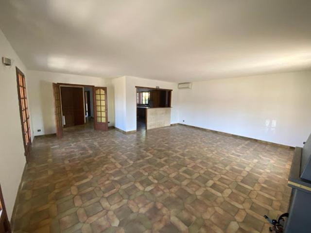 Vente Maison 4 pièces 121 m2 Izon