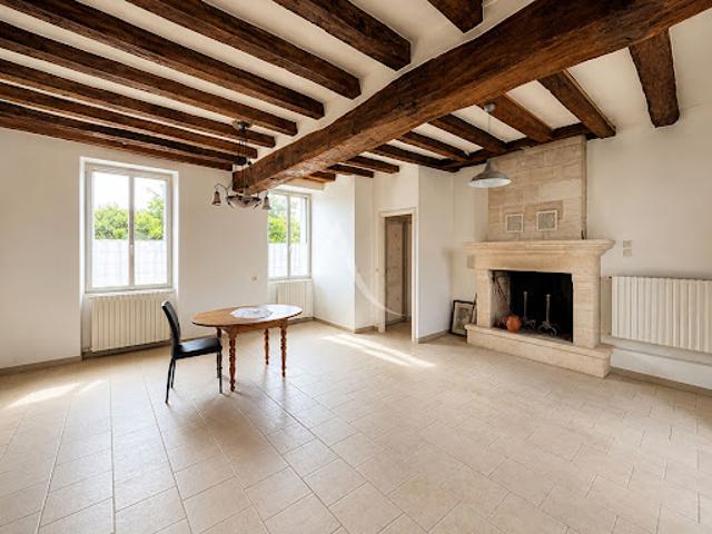 Vente Maison 4 pièces 121 m2 Saumur