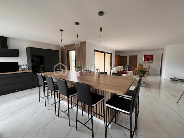Vente Maison 4 pièces 122 m2 Vitot