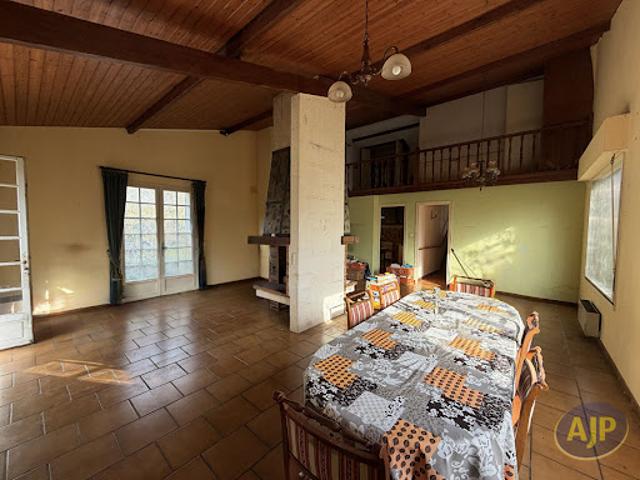 Vente Maison 4 pièces 122.96 m2 Pons