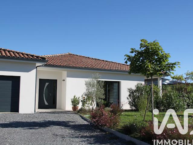 Vente Maison 4 pièces 123 m2 Rauzan