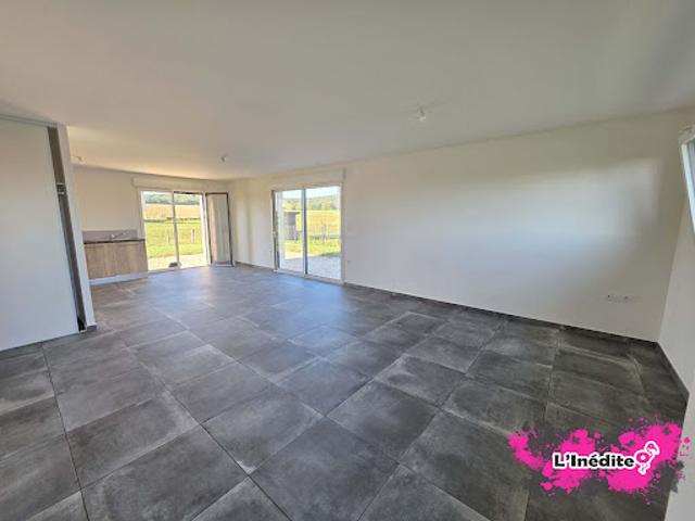 Vente Maison 4 pièces 123 m2 Ehuns
