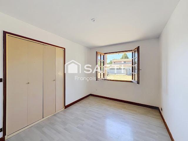 Vente Maison 4 pièces 123 m2 Izon