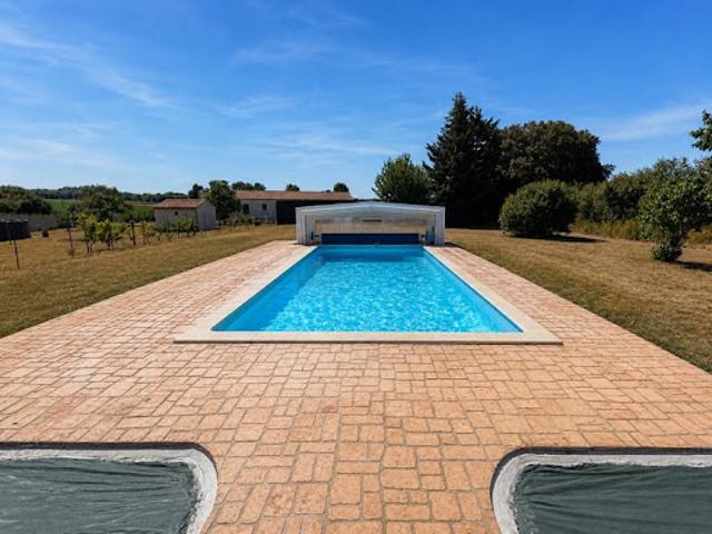 Vente Maison 4 pièces 123 m2 Soulignonne