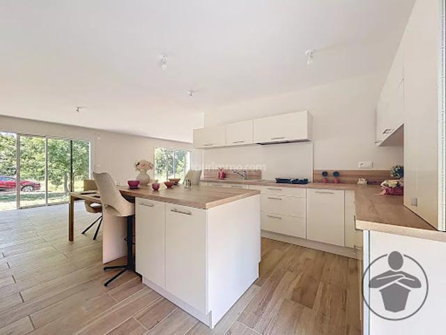 Vente Maison 4 pièces 123 m2 Vélines