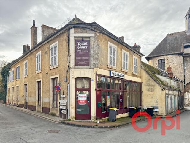 Vente Maison 4 pièces 134 m2 Ainay le Château