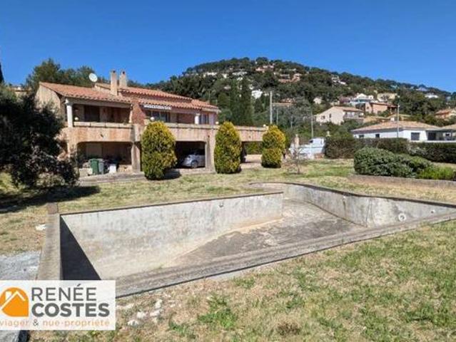 Vente Maison 4 pièces 134 m2 Carqueiranne