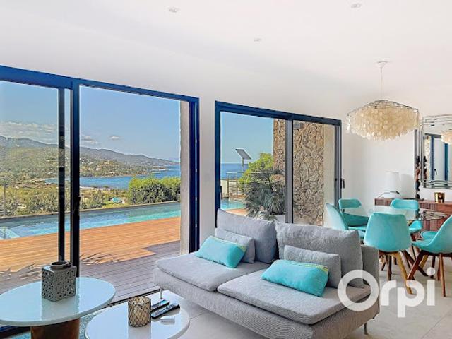 Vente Maison 4 pièces 134 m2 Sainte lucie de porto vecchio