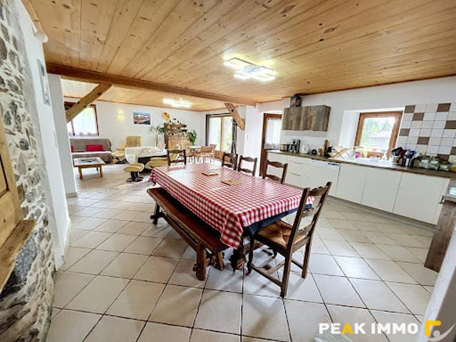 Vente Maison 4 pièces 135 m2 Mégevette