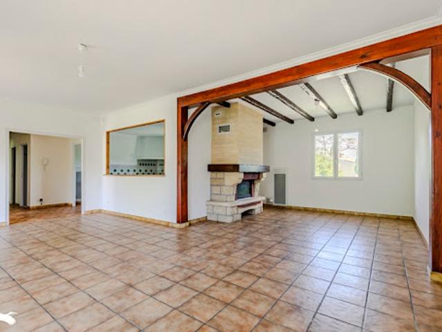 Vente Maison 4 pièces 135 m2 Abzac