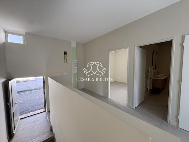 Vente Maison 4 pièces 135 m2 Collonges au Mont d'Or