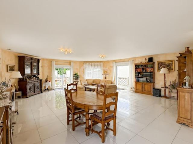 Vente Maison 4 pièces 135 m2 Conches en Ouche