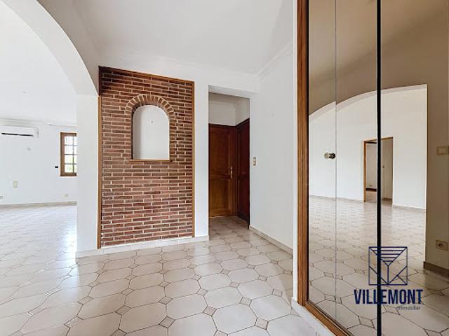 Vente Maison 4 pièces 135 m2 Vergèze