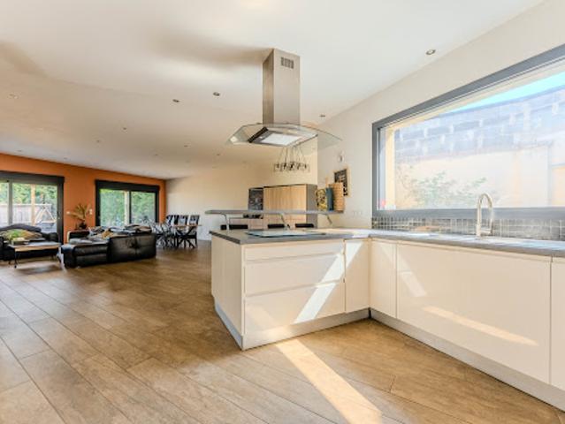 Vente Maison 4 pièces 136 m2 Provin