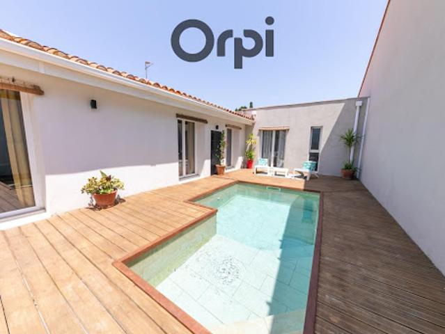Vente Maison 4 pièces 136 m2 Saint Estève