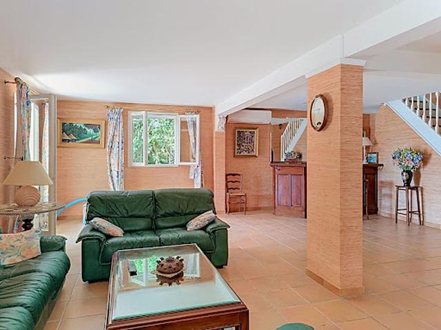 Vente Maison 4 pièces 136 m2 Saint raphael