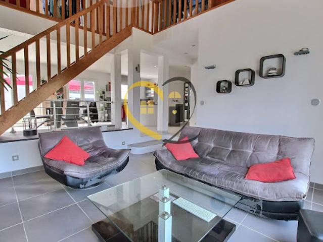 Vente Maison 4 pièces 136 m2 Sandillon