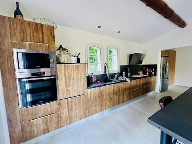 Vente Maison 4 pièces 136.81 m2 Solliès Ville