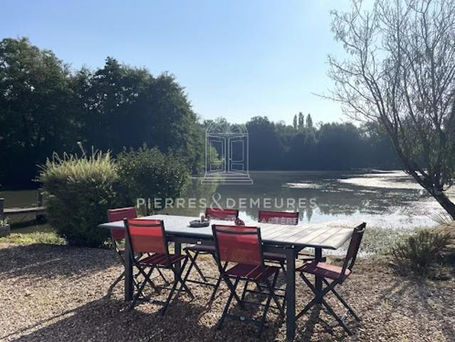 Vente Propriété 4 pièces 137 m2 Saint Bonnet Tronçais