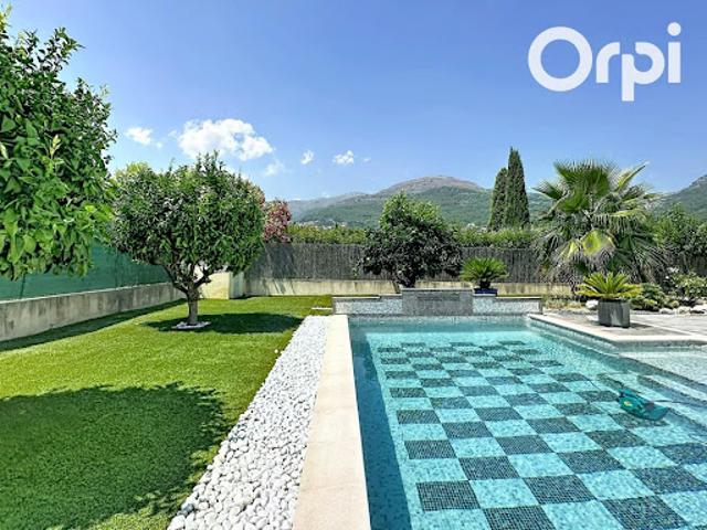 Vente Maison 4 pièces 137.5 m2 Vence