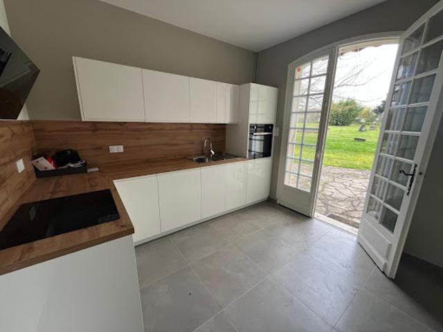 Vente Maison 4 pièces 138 m2 Saint Sulpice et Cameyrac