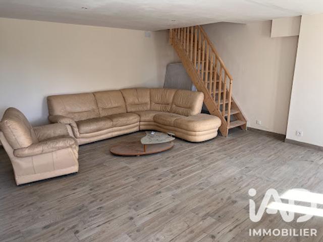 Vente Maison 4 pièces 138 m2 Sommières du Clain