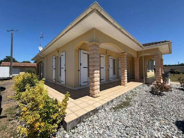 Vente Maison 4 pièces 138 m2 Ygos Saint Saturnin