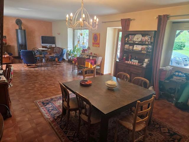 Vente Maison 4 pièces 139 m2 Anglars Juillac