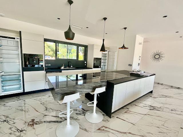 Vente Maison 4 pièces 139 m2 Boussens
