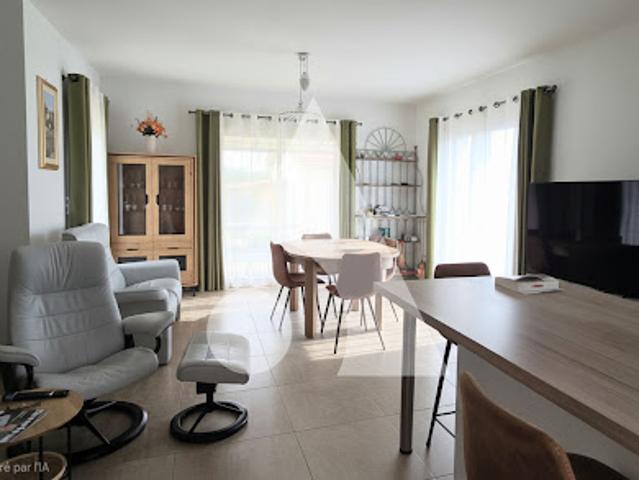 Vente Maison 4 pièces 139 m2 Douelle