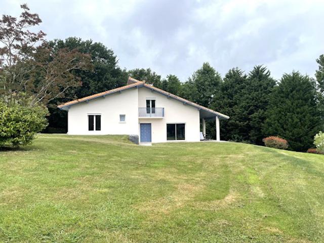 Vente Maison 4 pièces 130 m2 Mouguerre