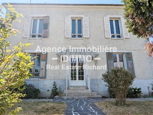 Vente Maison 9 pièces 202 m2 Chapelon