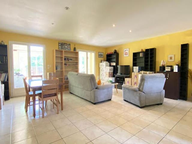 Vente Maison 5 pièces 130 m2 Bon Encontre