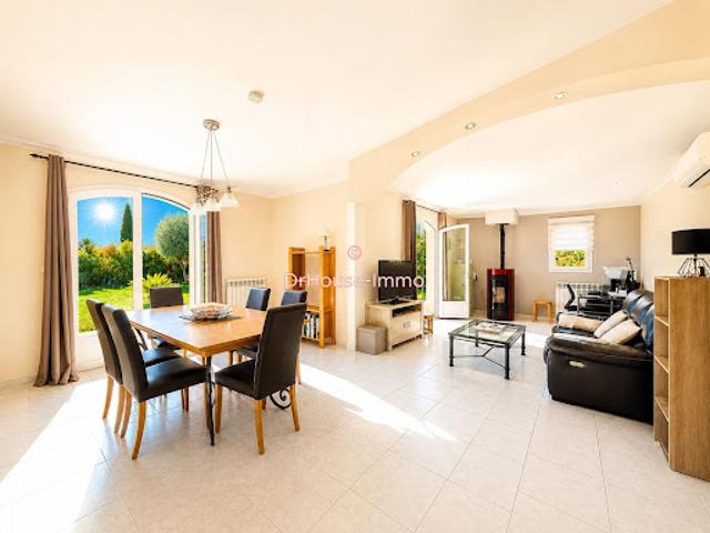 Vente Maison 4 pièces 130 m2 Carros