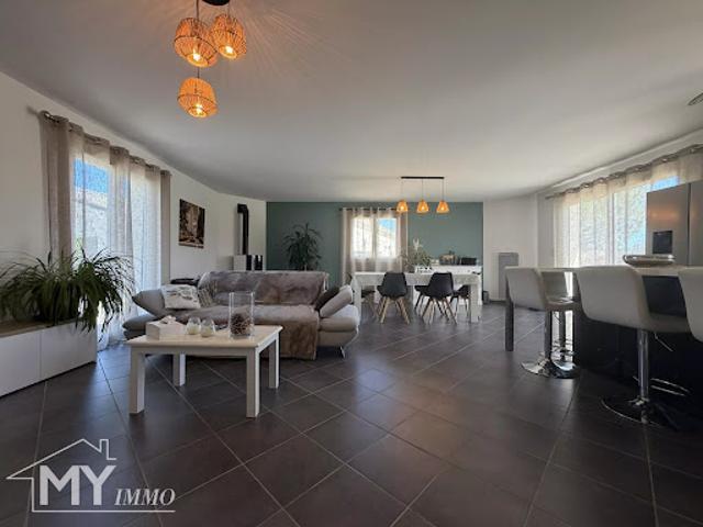 Vente Maison 4 pièces 130 m2 Le Fleix