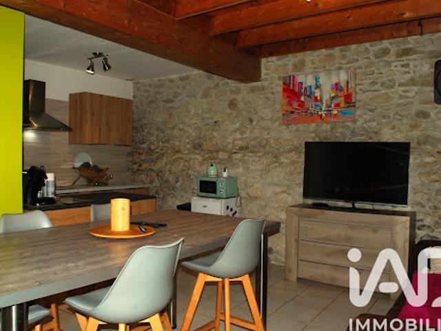 Vente Maison 4 pièces 130 m2 Limbrassac