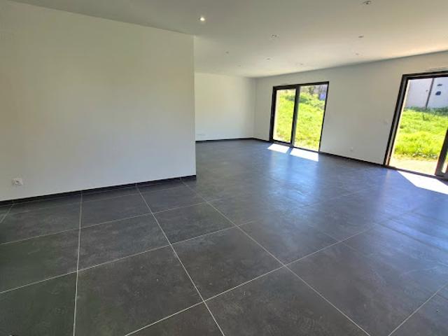 Vente Maison 4 pièces 130 m2 Saint Cergues