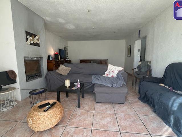 Vente Maison 6 pièces 215 m2 Saint Jean du Falga