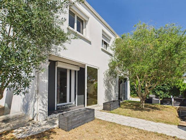 Vente Maison 4 pièces 130 m2 Saint Xandre