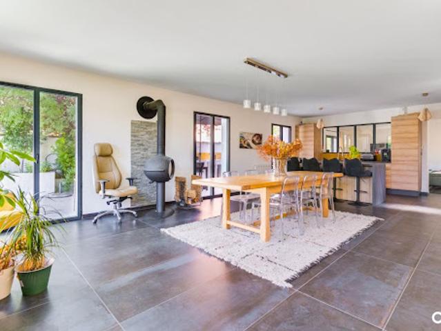 Vente Maison 4 pièces 131 m2 Marseille 11ème