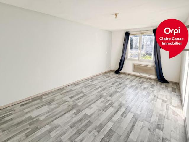 Vente Maison 4 pièces 131 m2 Brousse