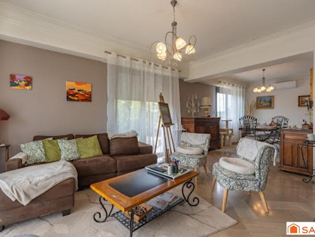 Vente Maison 4 pièces 131 m2 Colayrac Saint Cirq