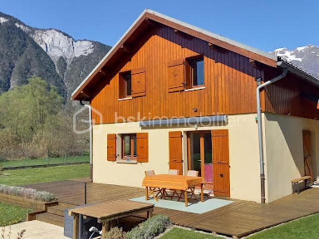 Vente Maison 4 pièces 131 m2 Le Bourg d'Oisans