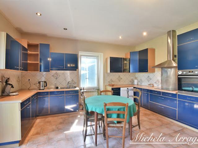Vente Maison 4 pièces 131 m2 Saint Antoine de Ficalba