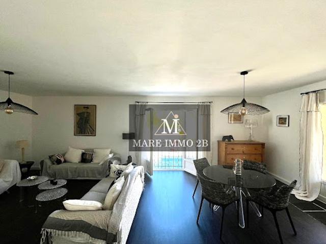 Vente Maison 4 pièces 132 m2 Calenzana