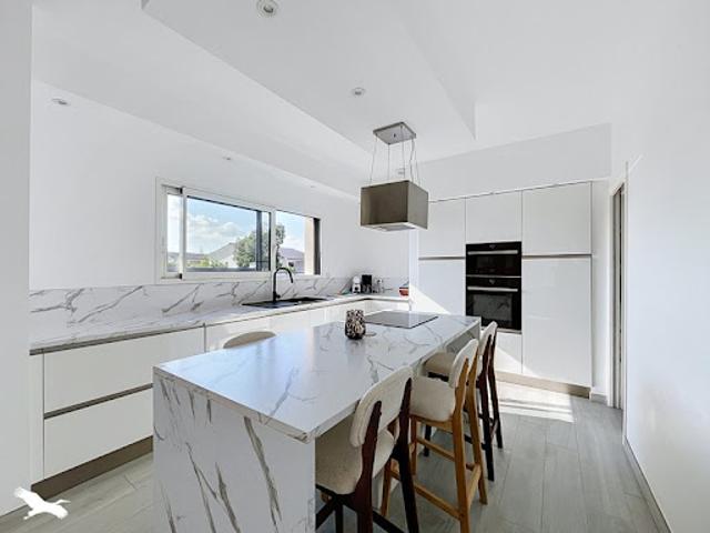 Vente Maison 4 pièces 132 m2 Castelsarrasin