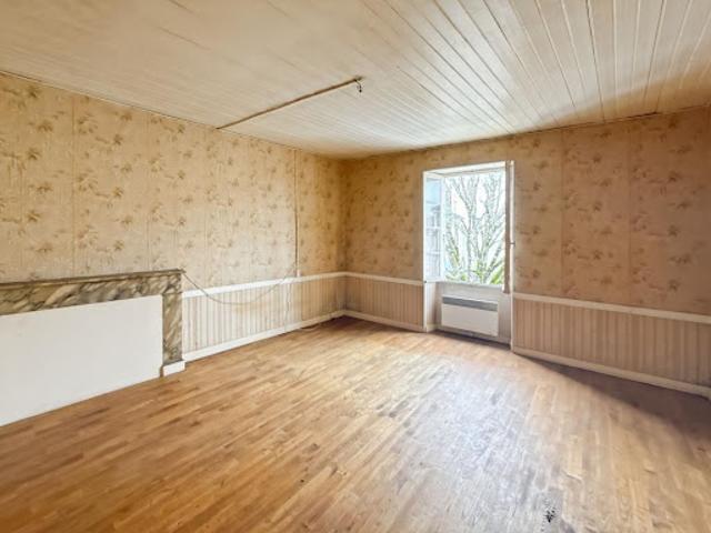 Vente Maison 4 pièces 132 m2 Champagnac de Belair