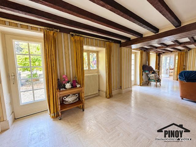 Vente Maison 4 pièces 132 m2 Chevry en Sereine