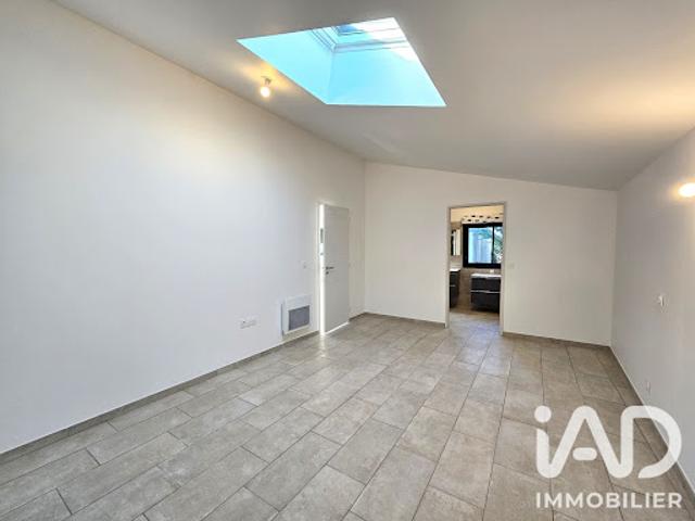 Vente Maison 4 pièces 132 m2 Lançon Provence